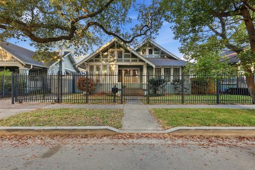 3308 Yupon St, Houston, TX, 77006-3804 | Card Image