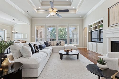 2015 Crockett Cir, Irving, TX, 75038-6252 | Card Image