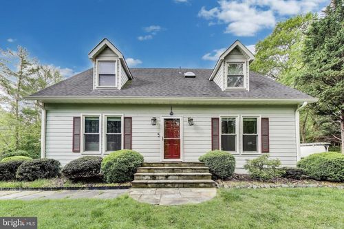 7726 Seven Locks Rd, BETHESDA, MD, 20817-4571 | Card Image