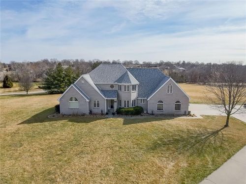 3113 Cedar Crest Ln, Chillicothe, MO, 64601-9373 | Card Image
