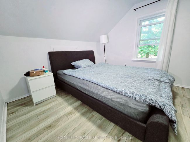 24 Fairview Crt, House other with 7 bedrooms, 2 bathrooms and 8 parking in London ON | Image 11