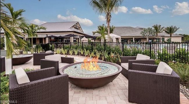 15765 Cortina St, House other with 4 bedrooms, 3 bathrooms and null parking in Naples FL | Image 49