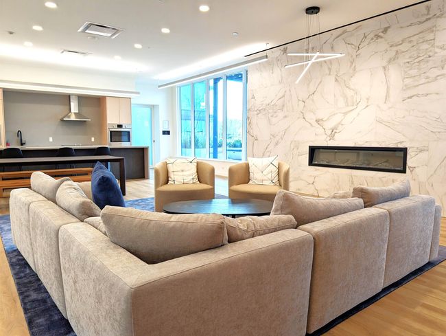 2306 - 308 Alderson Ave, Condo with 1 bedrooms, 1 bathrooms and 1 parking in Coquitlam BC | Image 34
