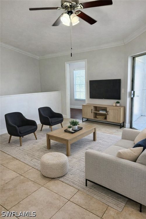 11-169 Santa Clara Dr, NAPLES, FL, 34104-5437 | Card Image