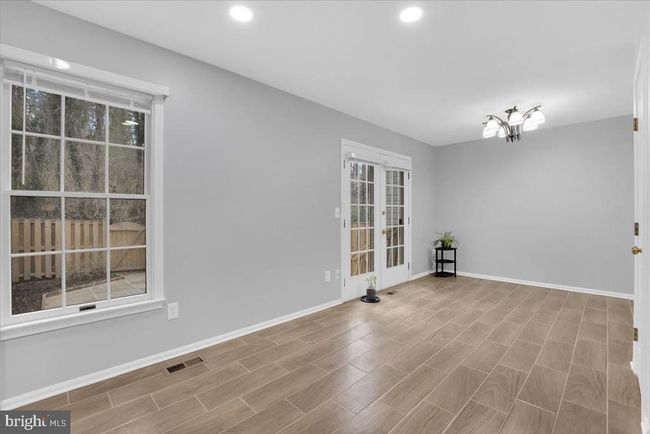 7523 Westmore Dr, Townhouse with 3 bedrooms, 4 bathrooms and null parking in SPRINGFIELD VA | Image 12