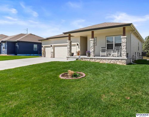 10452 S 113th St, Papillion, NE, 68046-5568 | Card Image