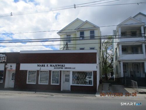 1st-floor-1720 E Main St, Waterbury, CT, 06705-1084 | Card Image