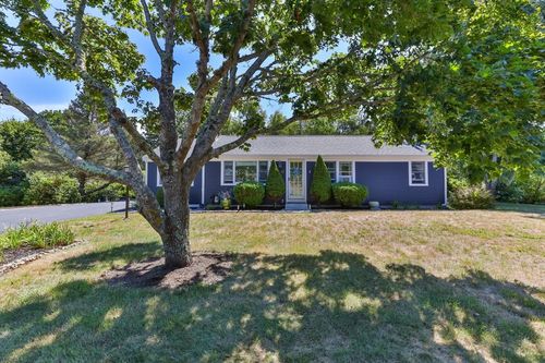 61 Branch Ter, Marstons Mills, MA, 02648-2104 | Card Image