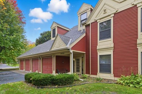 apt-c-15710 26th Ave N, Plymouth, MN, 55447-5631 | Card Image