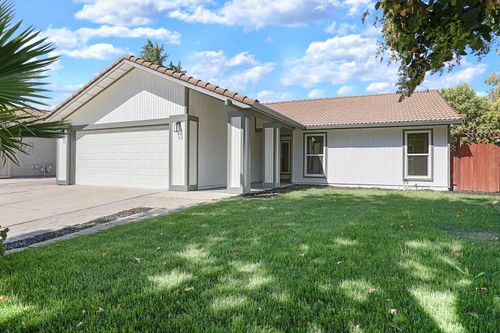 1891 S Central Avenue, Tracy, CA, 95376 | Card Image