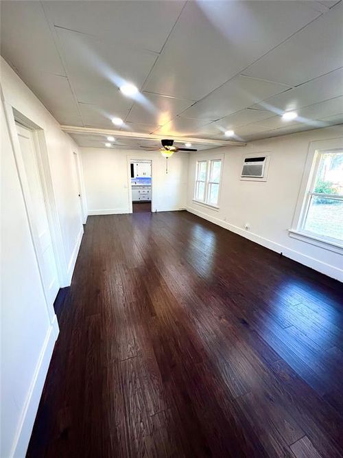 108 E Ave, Cement, OK, 73017 | Card Image