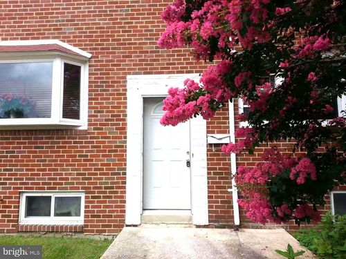 1006 Circle Dr, Halethorpe, MD, 21227-2324 | Card Image