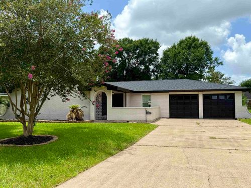 4601 Graves Ave, Groves, TX, 77619-3713 | Card Image