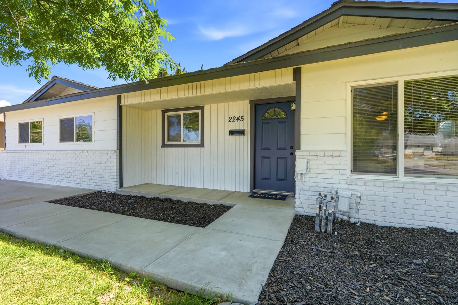 Residential in Hanford 2