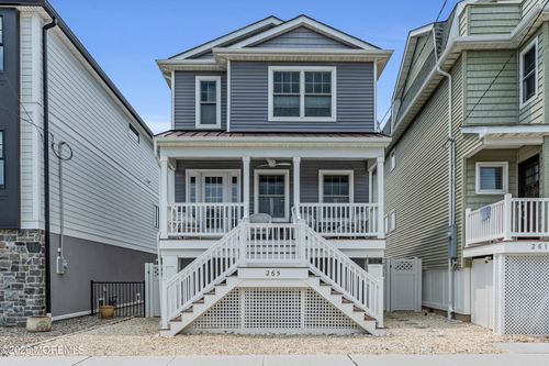 265 1st Ave, Manasquan, NJ, 08736-3944 | Card Image