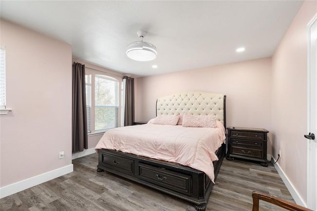 10814 Cane Grove Ln, House other with 3 bedrooms, 3 bathrooms and null parking in Houston TX | Image 13