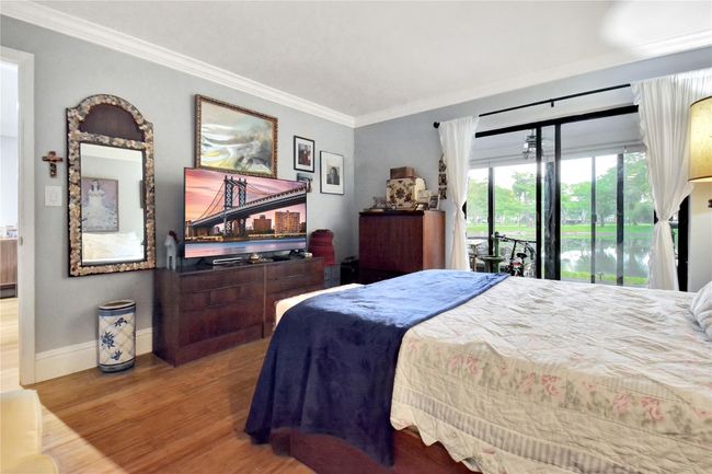 APT-112 - 2304 S Cypress Bend Dr, Condo with 1 bedrooms, 2 bathrooms and null parking in Pompano Beach FL | Image 14