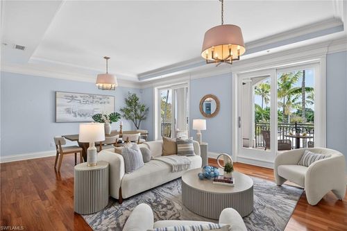 ph-302-625 5th Ave S, NAPLES, FL, 34102-6631 | Card Image