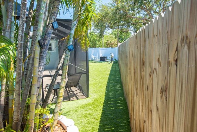 489 Fox Run Trl, House other with 3 bedrooms, 2 bathrooms and null parking in APOLLO BEACH FL | Image 50
