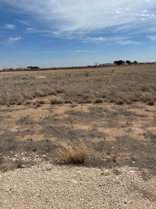 139 Juniper Rd, Levelland, TX, 79336-2013 | Card Image