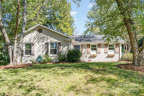 1901 Edgewater Dr, Charlotte, NC, 28210-5325 | Card Image