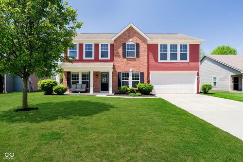 6212 N Woods Edge Dr, Mccordsville, IN, 46055-8018 | Card Image