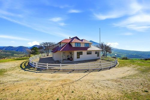 31251 State Route 146, Soledad, CA, 93960 | Card Image