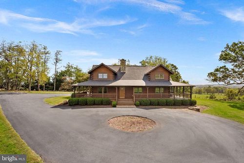 18837 Trinity Church Rd, PURCELLVILLE, VA, 20132-4149 | Card Image