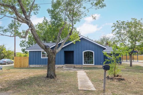 2911 Hemphill St, Brownwood, TX, 76801-5021 | Card Image
