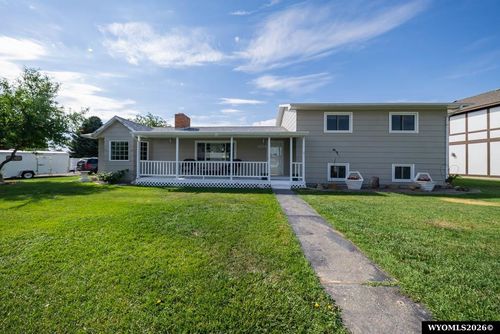 1834 Circle Rd, Worland, WY, 82401-2508 | Card Image