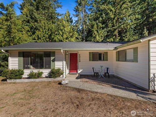 2923 Lakeview Way, Langley, WA, 98260-9766 | Card Image