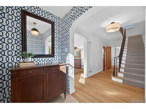 5301 E 6th Avenue Pkwy, Denver, CO, 80220-5209 | Card Image