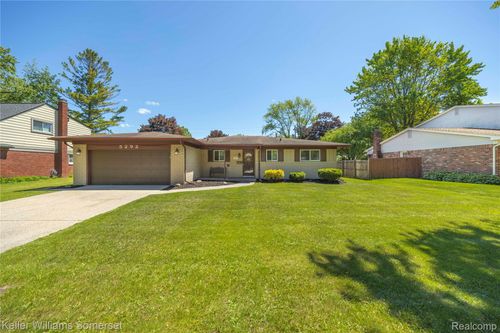 5292 Abington Dr, Troy, MI, 48085-3416 | Card Image