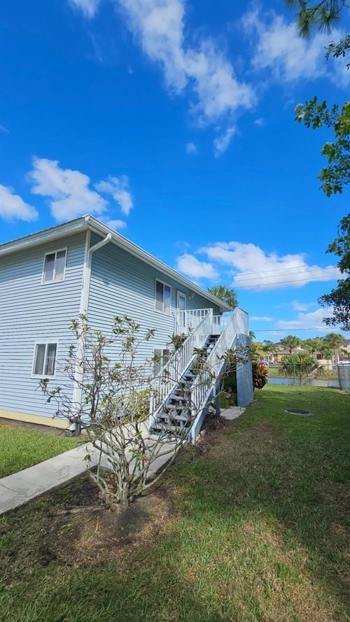 129-129 Se Village Dr, Port St. Lucie, FL, 34952-7709 | Card Image