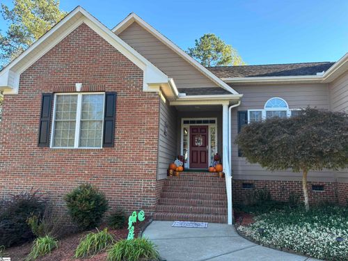 5 Laurelcrest Lane, Travelers Rest, SC, 29690 | Card Image