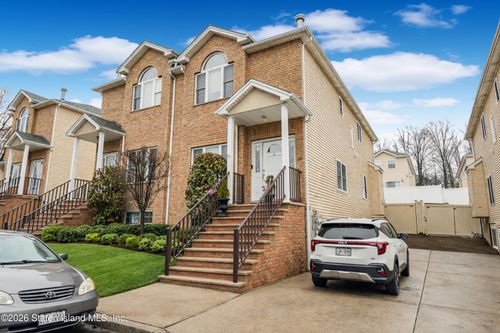 69 El Camino Loop, Staten Island, NY, 10309-2851 | Card Image