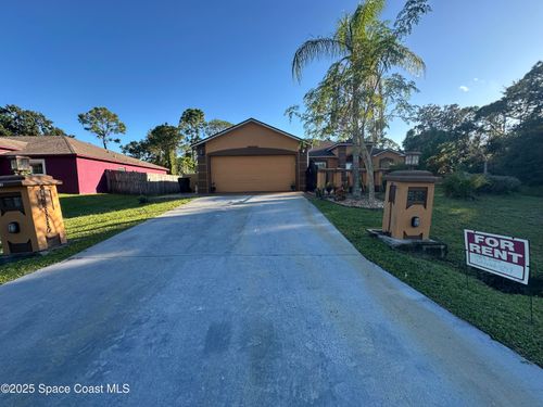 688 White Cloud St Sw, Palm Bay, FL, 32908-3337 | Card Image