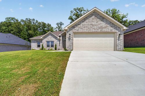 5009 Springwood Cir, Bryant, AR, 72022-8080 | Card Image