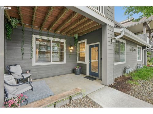 42-10800 Se 17th Cir, Vancouver, WA, 98664-6297 | Card Image