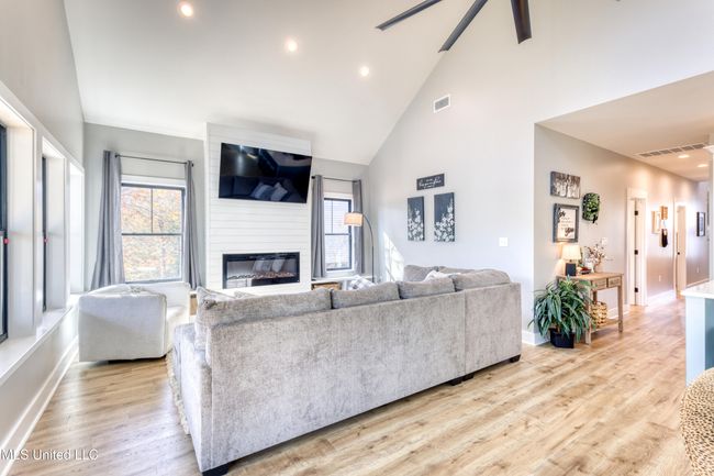 4441AudubonTrail-28 | Image 18