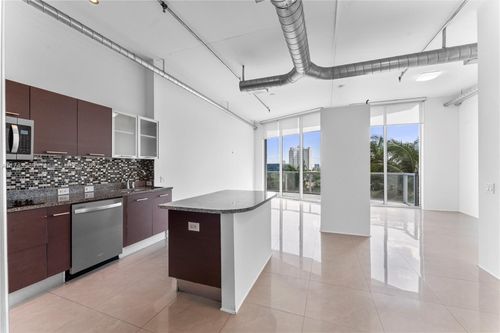 apt-924-3029 Ne 188th St, Aventura, FL, 33180-2871 | Card Image