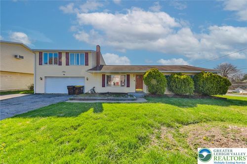 2033 11th St, BETHLEHEM, PA, 18020-5823 | Card Image