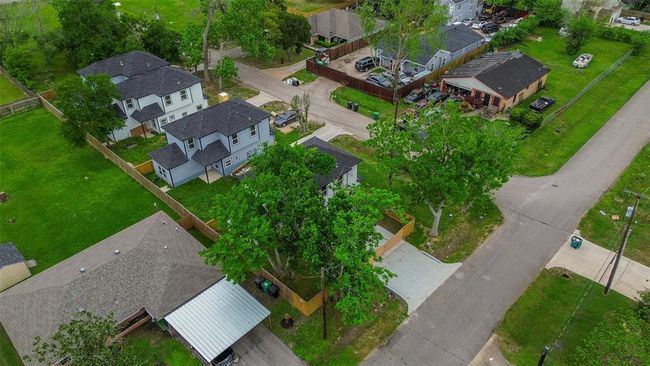 9003 Hilda St, House other with 4 bedrooms, 3 bathrooms and null parking in Houston TX | Image 44