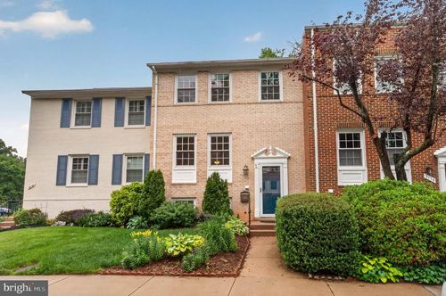3352 Breckenridge Ct, ANNANDALE, VA, 22003-1114 | Card Image