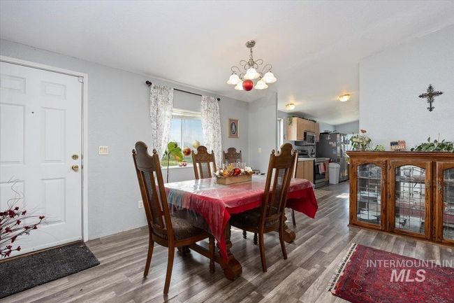 798 W 100 S, House other with 3 bedrooms, 2 bathrooms and 2 parking in Paul ID | Image 7