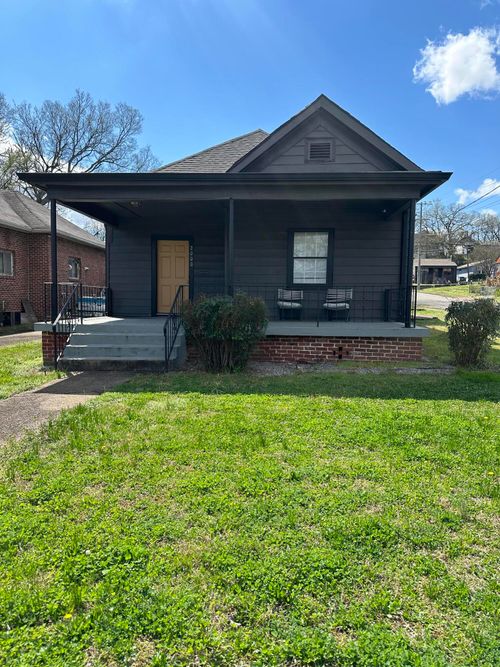 2000 E 5th St, Chattanooga, TN, 37404-2616 | Card Image