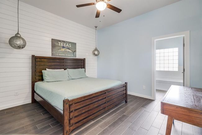 UNIT-201 - 2212 State Highway 361, Townhouse with 3 bedrooms, 3 bathrooms and 2 parking in Port Aransas TX | Image 15