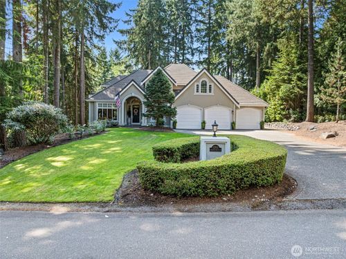 12705 Tanager Dr Nw, Gig Harbor, WA, 98332-7805 | Card Image