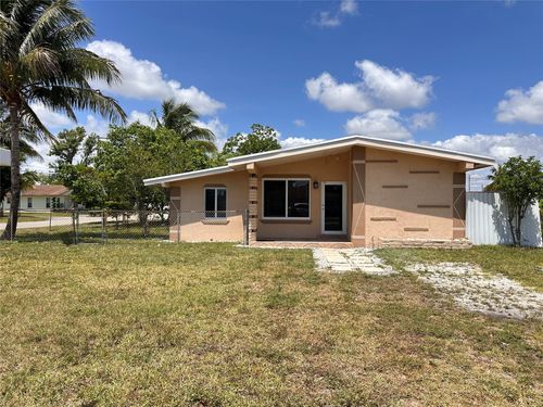 17150 Ne 4th Pl, North Miami Beach, FL, 33162-3985 | Card Image