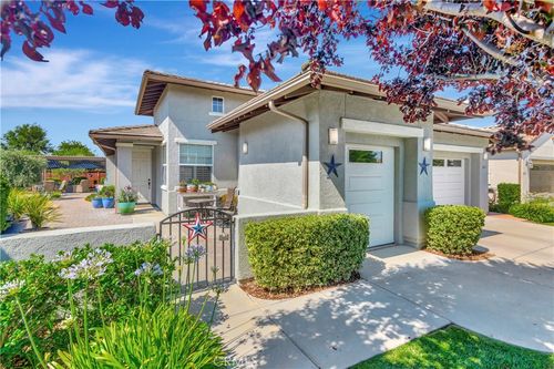 2673 Traditions Loop, Paso Robles, CA, 93446-7137 | Card Image